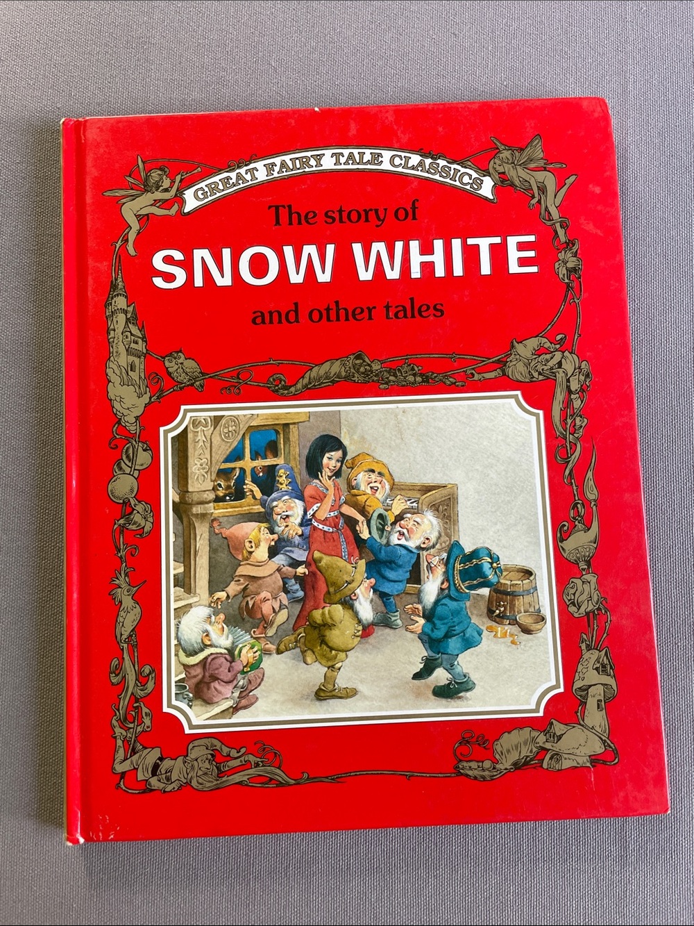 Snow White & Other Tales